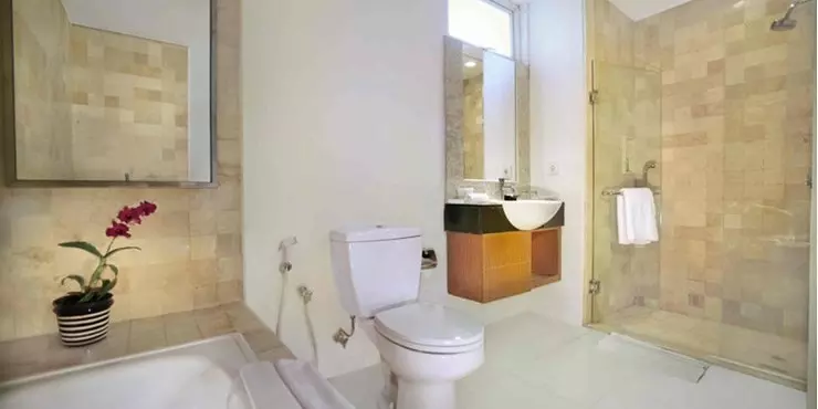 Spacious yet elegant bathroom completed with bathtub only in our Royal Family room.