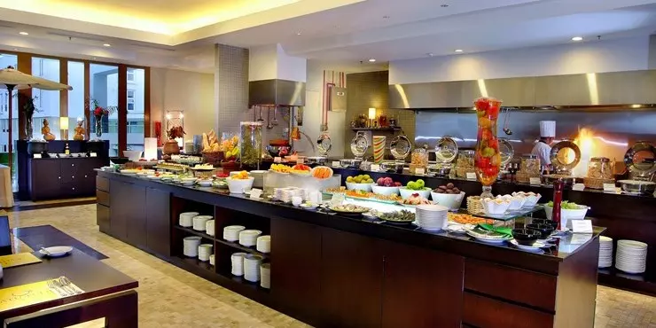 We want to be your favourite restaurant for breakfast, lunch and dinner -Batutulis Buffet & Open Kitchen.