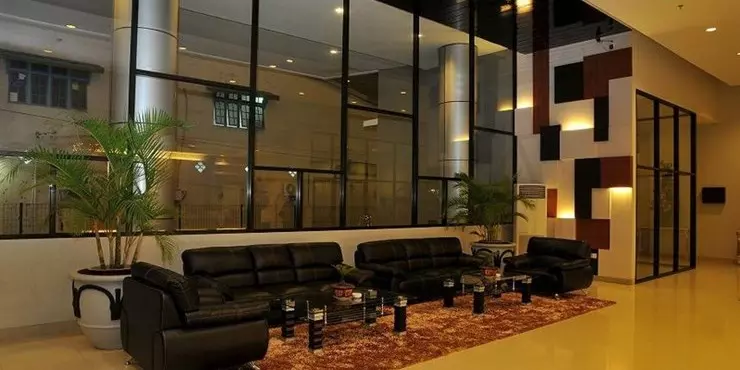 The Lounge gives you the opportunity to enjoy the very best place in the city offering great service