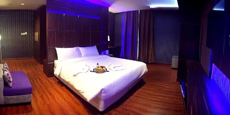 One of our new Suite room. Available only 1 room, with double bedding. Suitable for business traveller or individual traveller.