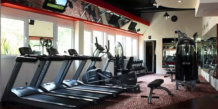 Enjoy the gym to keep your health during stay in manado