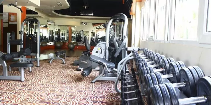 Enjoy the gym to keep your health during stay in manado
